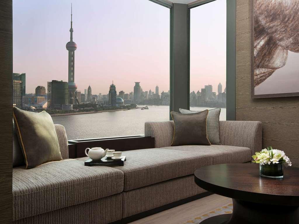 Banyan Tree Shanghai On The Bund Hotel Room photo