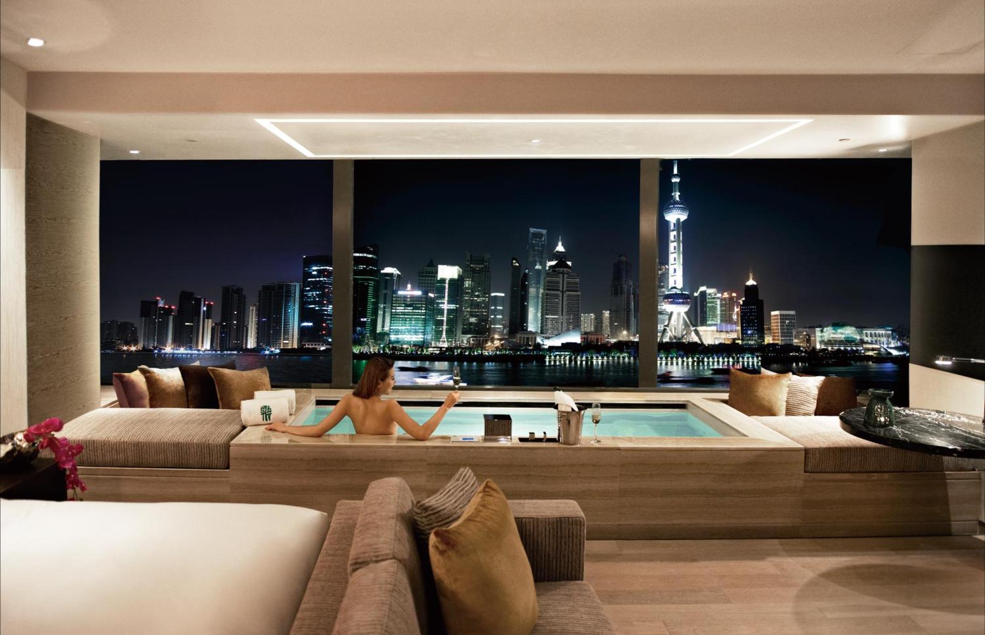 Banyan Tree Shanghai On The Bund Hotel Exterior photo