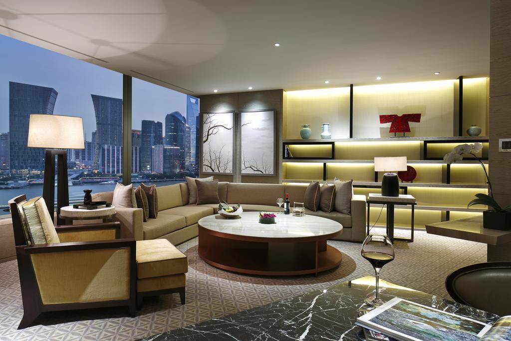 Banyan Tree Shanghai On The Bund Hotel Exterior photo